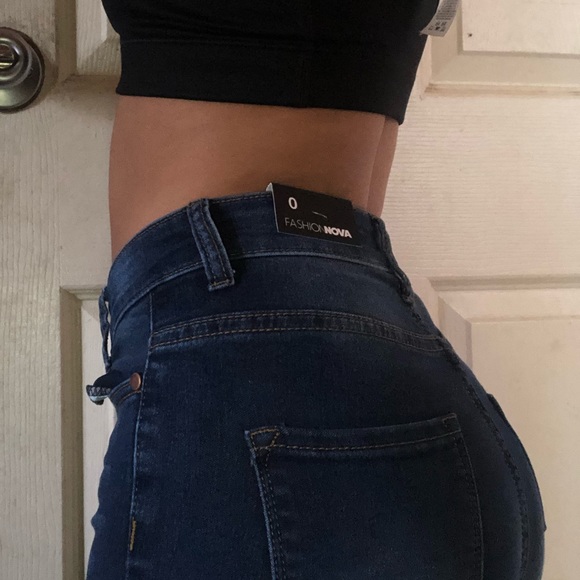 First pick high rise jeans - Picture 4 of 8